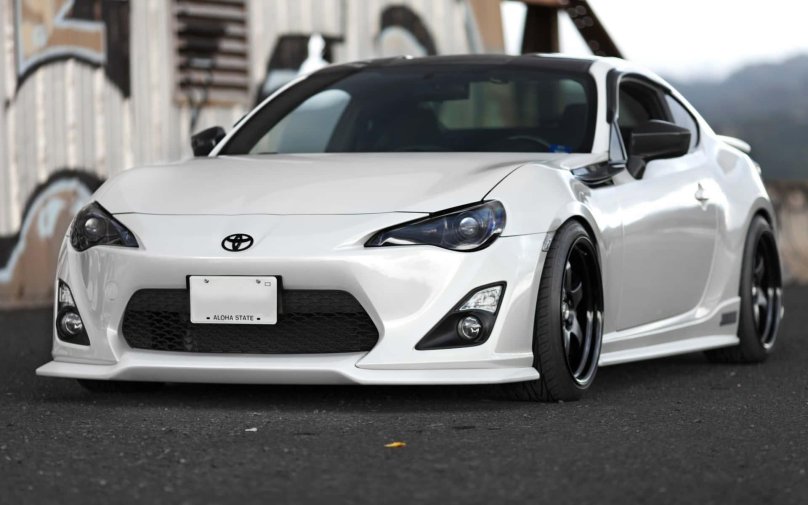 Toyota gt86 белая
