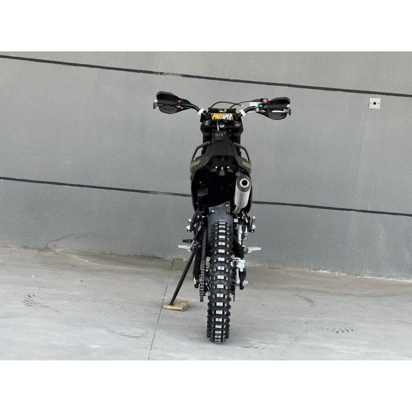 Fidelis et Fortis мотоцикл