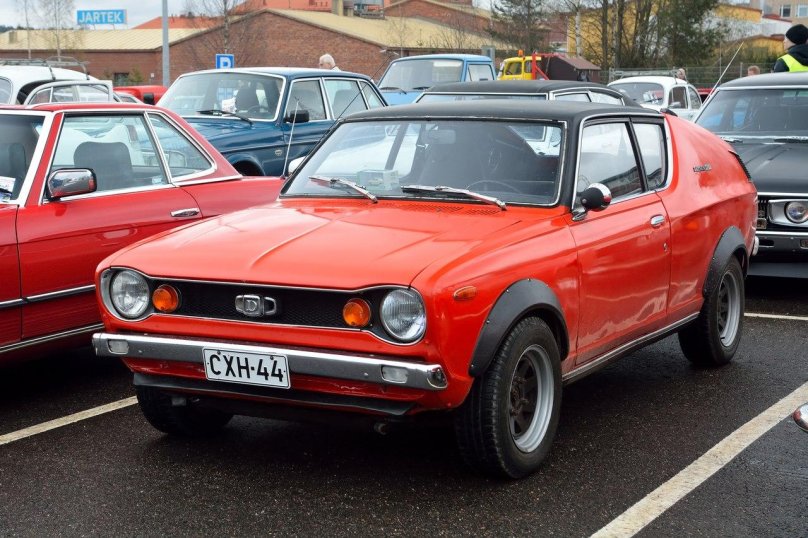 Nissan Datsun 100a