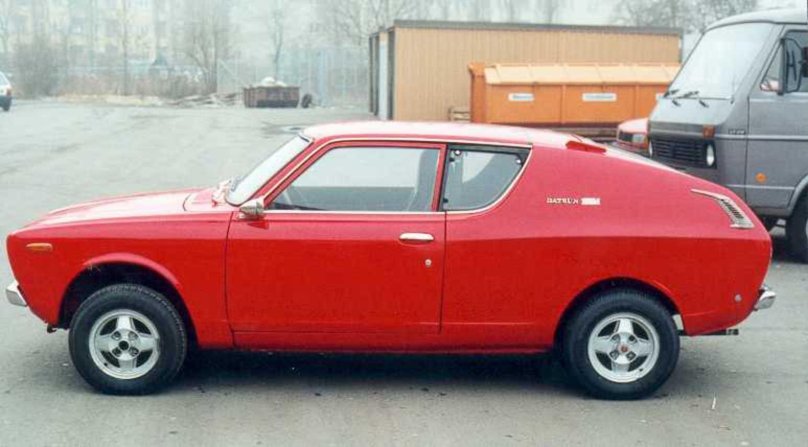 Nissan Datsun 100a