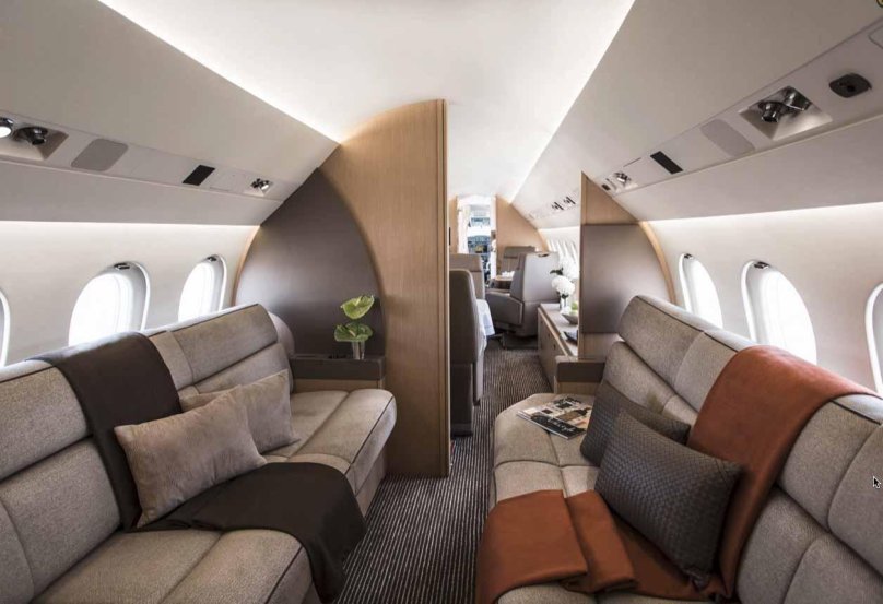 Dassault Falcon 900lx салон
