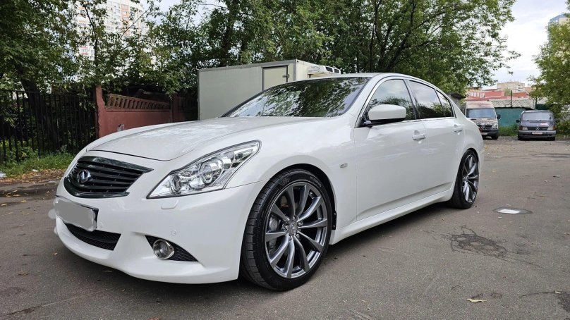 Infiniti g25 на дисках