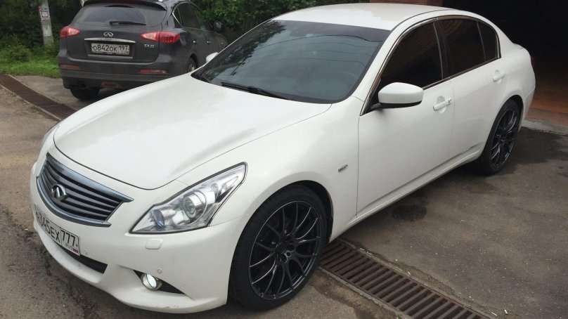 Infiniti g25 на дисках
