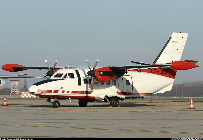 Harbin y-12f