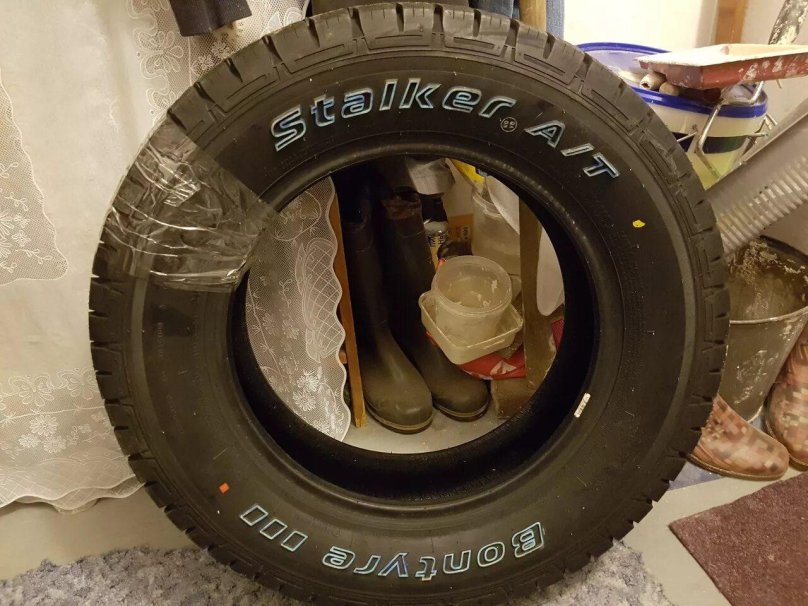 Бонтайр сталкер 215/65 r16