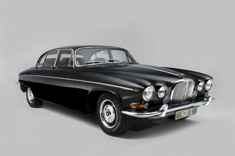 1966 Jaguar 420