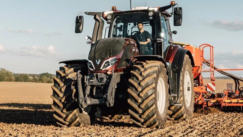 Valtra q305