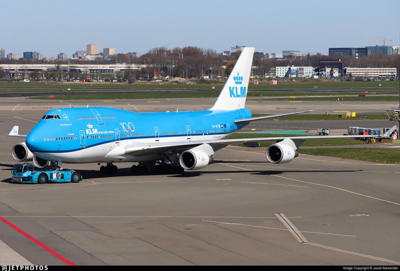 Боинг 747 KLM