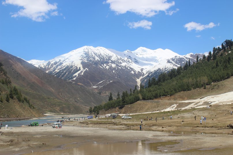 Наран (город)