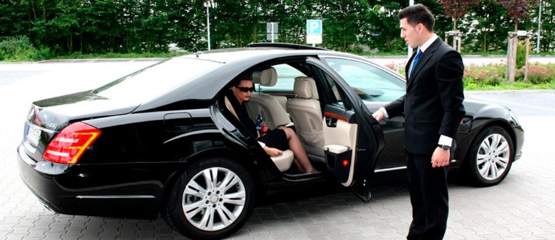 Мерседес Майбах личный водитель