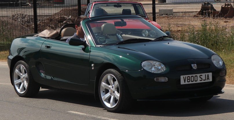Родстер MG 2000
