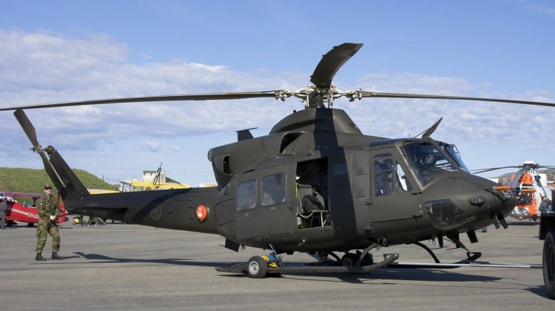 Bell 412 вертолет