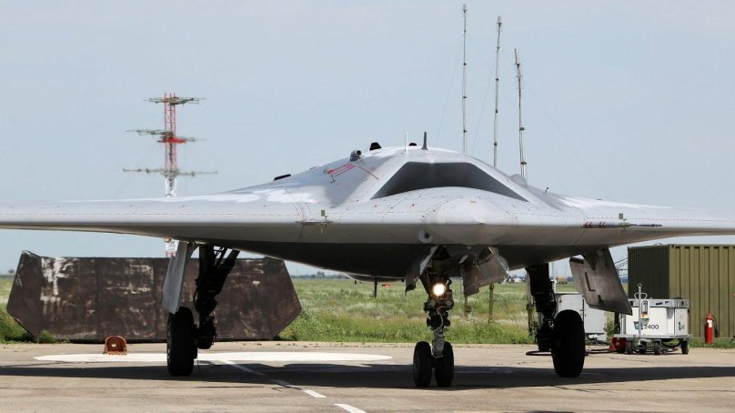 Дрон с-70 охотник
