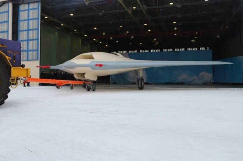 Стелс-беспилотник «охотник»