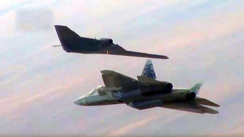 БПЛА охотник и Су-57