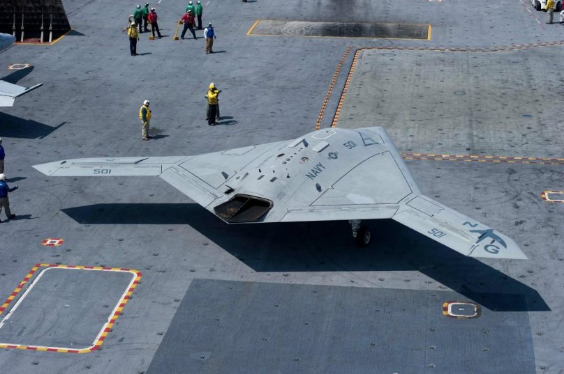 Стелс-беспилотник «охотник»