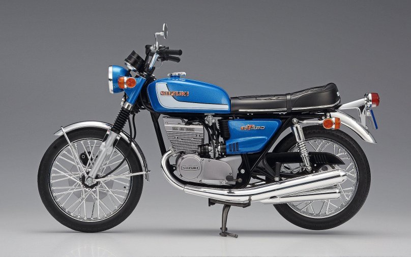 Suzuki gt380