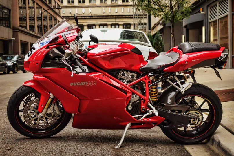 Мотоциклы Дукати 749