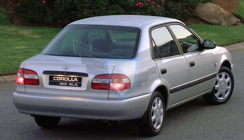 Тойота Королла е110 седан