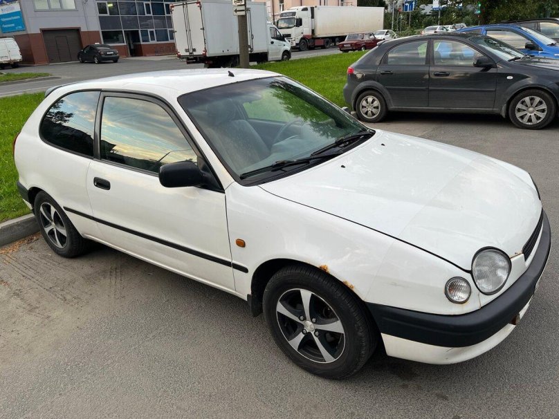 Toyota Corolla VIII (e110)