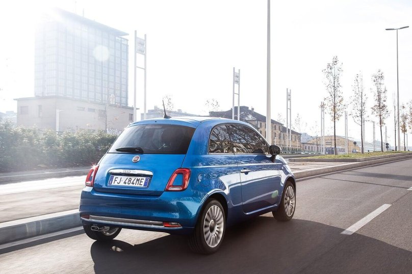 Фиат 500 2018 год
