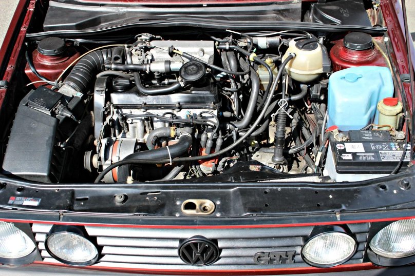 Мотор Фольксваген гольф 2 1.8