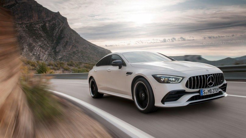 Мерседес АМГ ГТ 4