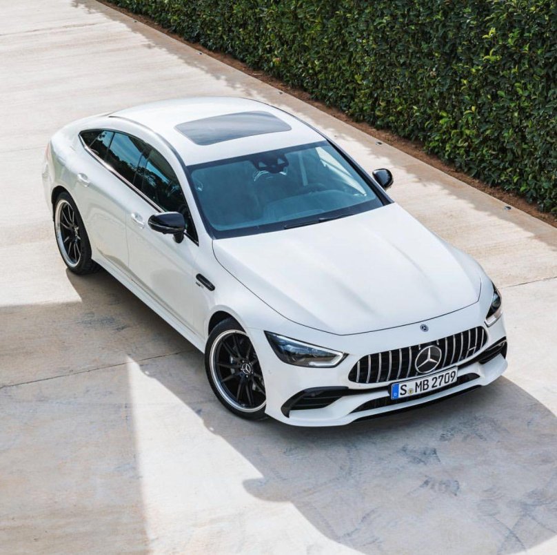 Mercedes AMG gt 53
