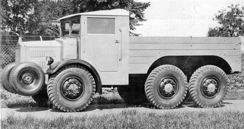 Tatra 810