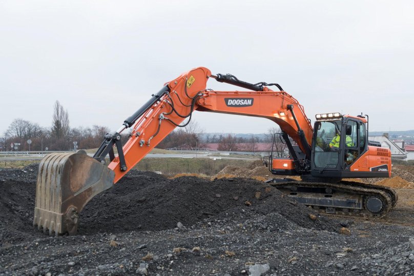 Дусан 225 экскаватор