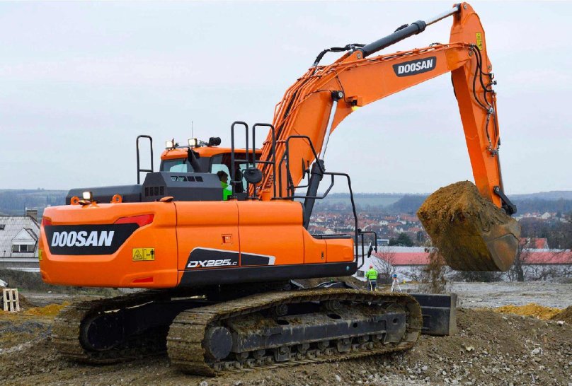 Экскаватор Doosan dx225lca