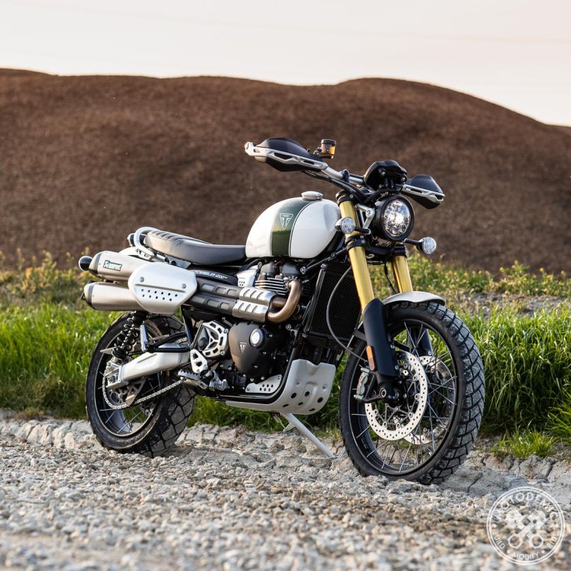 Триумф Скрамблер 1200xc