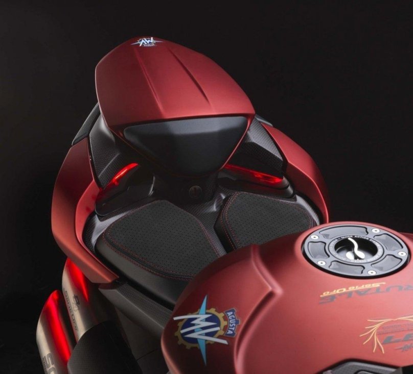 MV Agusta SUPERVELOCE 1000 serie Oro