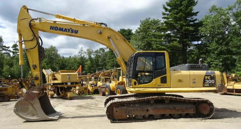 Гусеничный экскаватор Komatsu pc300