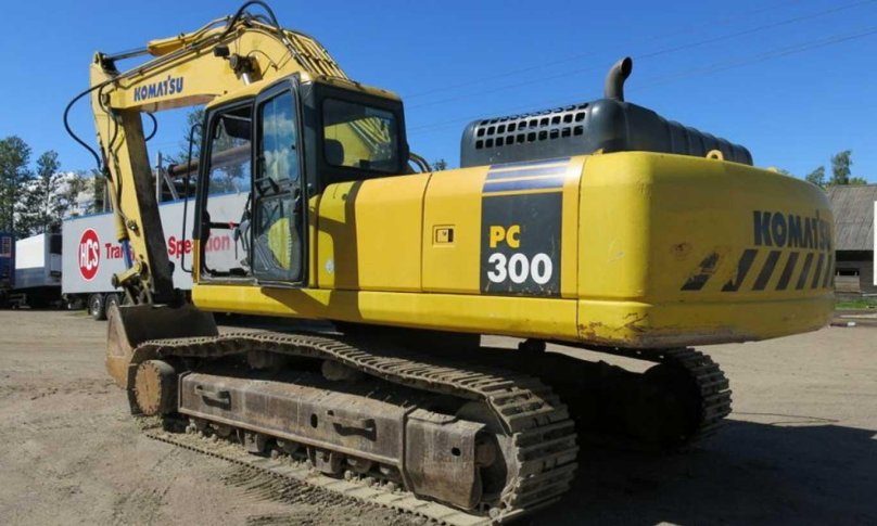 Экскаватор Коматсу pc300