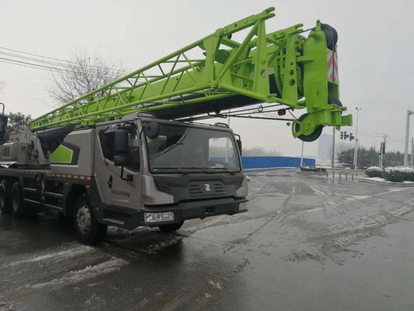 Avtokran ztc300v552 Sinomach