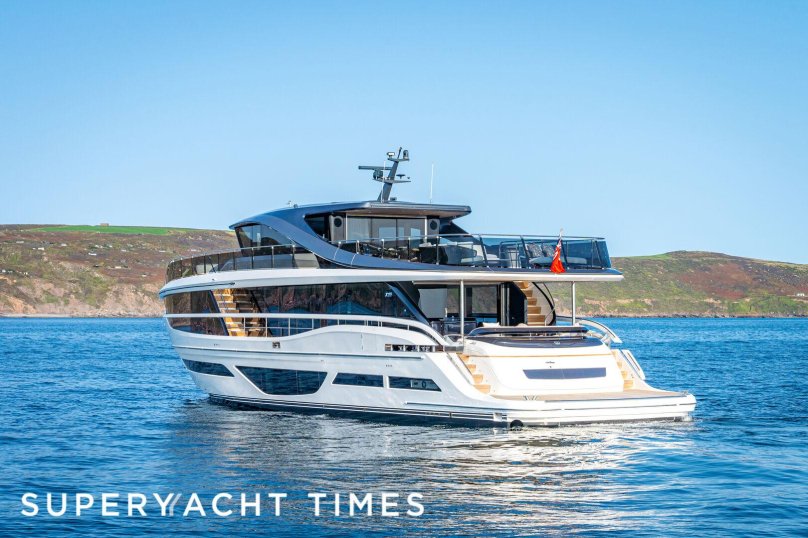 Яхта принцесс x95