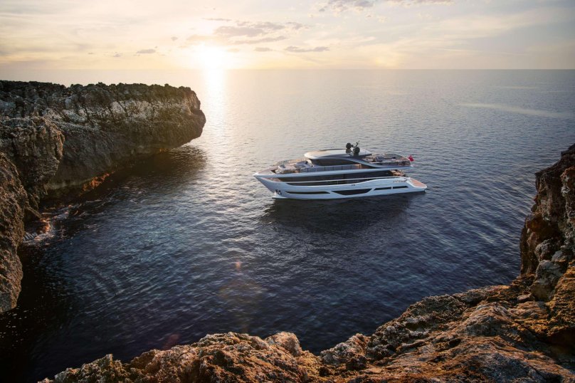 Яхта Princess x95