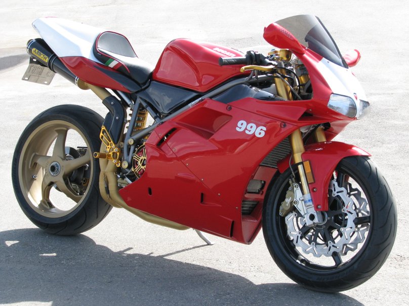 Ducati 996 мотоцикл