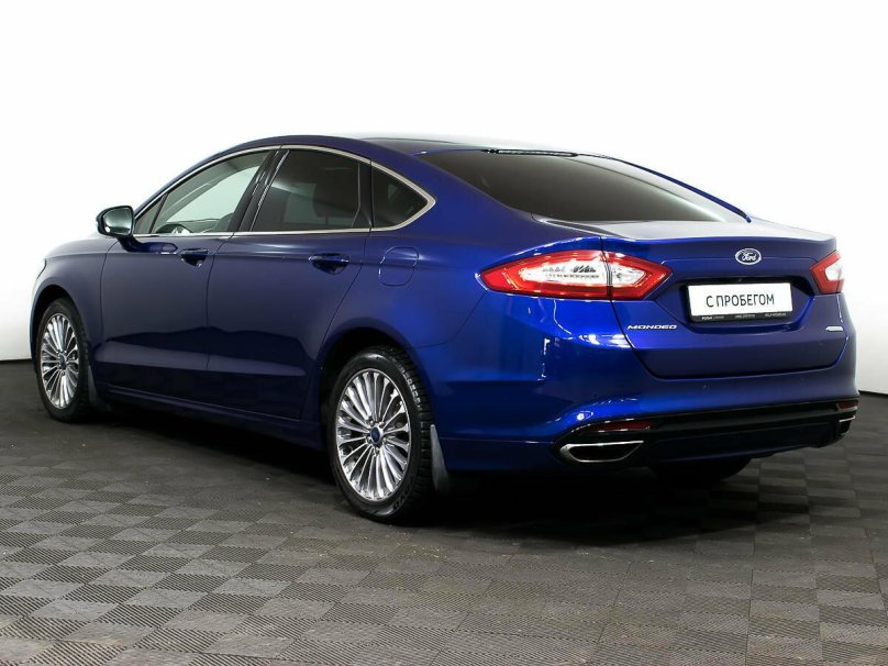 Ford Mondeo 5 седан