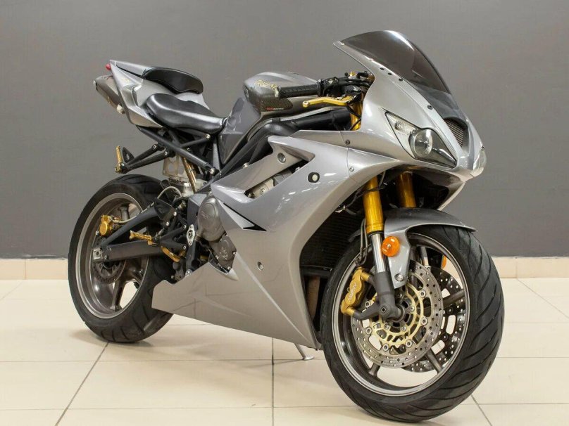 Triumph Daytona 675 2006