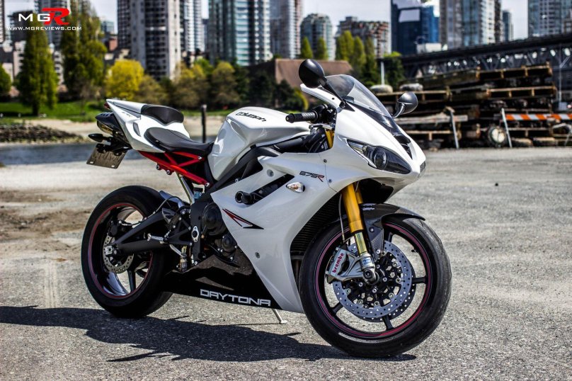 Триумф Daytona 675