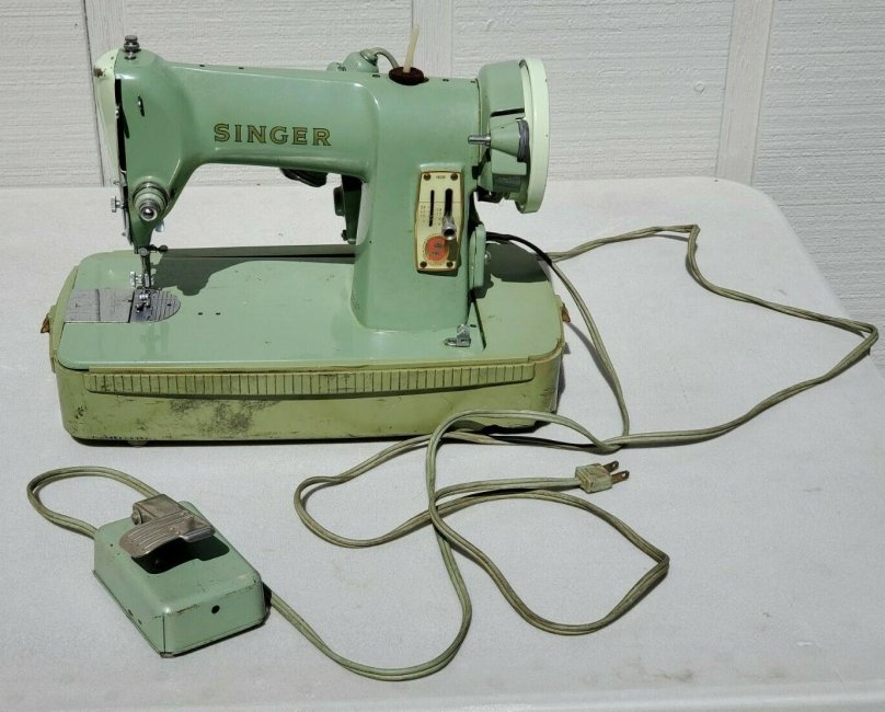 Швейная машина Necchi 559