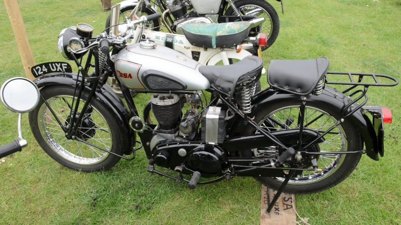 Мотоцикл БСА м20