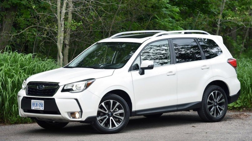 Субару Форестер 2017 белый