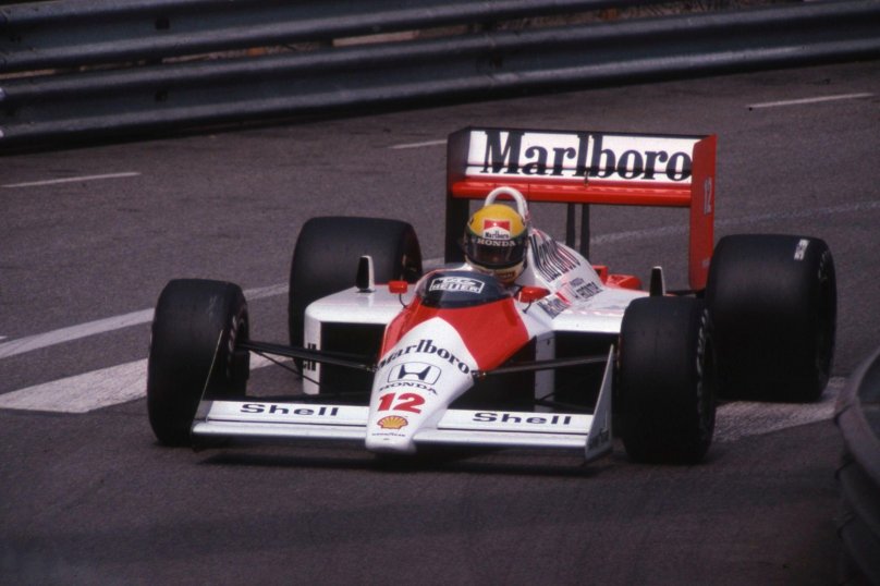 MCLAREN mp4/4 - Айртон Сенна