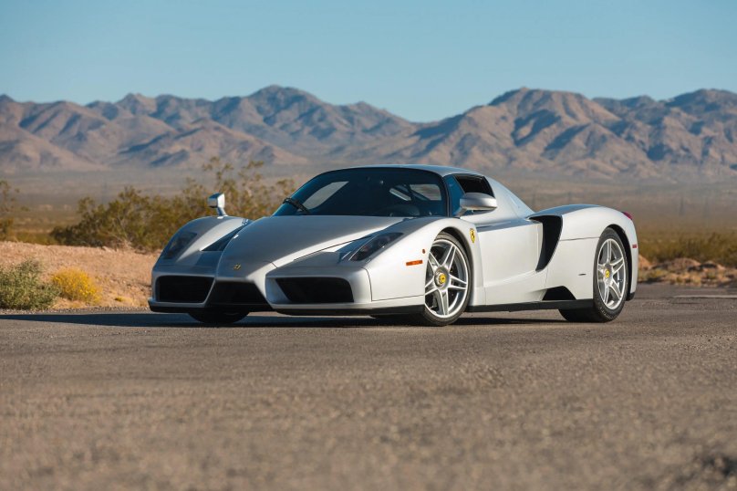 Феррари Энзо 2022