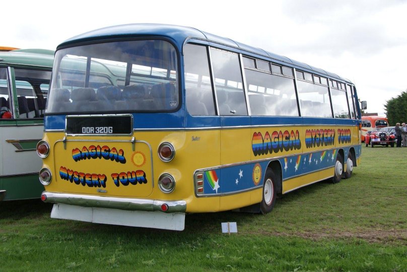 Magical Mystery Tour автобус