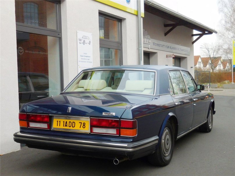 Роллс Ройс Сильвер Спур 2