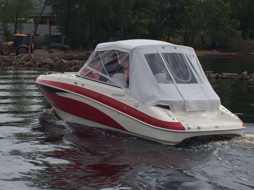 Катер Магниф 270